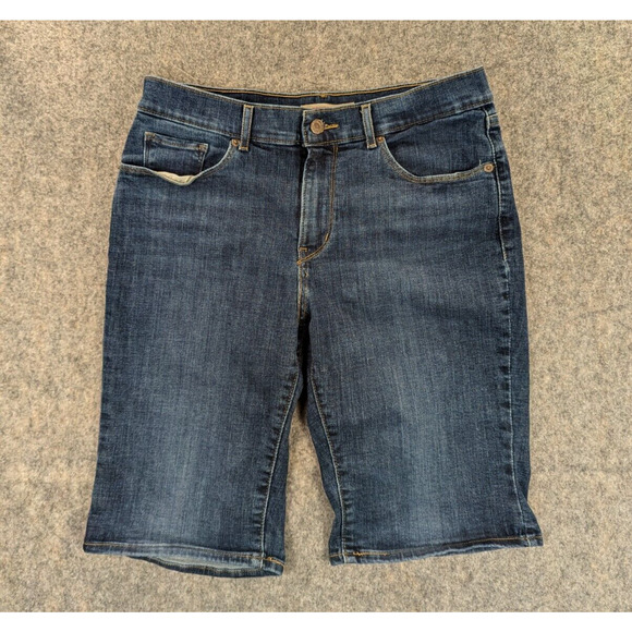 Levi's Jean Shorts 30x12 Women's Mid-Rise Bermuda Stretch Cotton Denim Blue - Picture 1 of 11